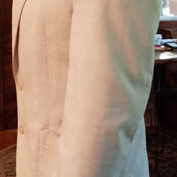 Haralson Park Clothes White Summer Jacket - Picture 4 of 5